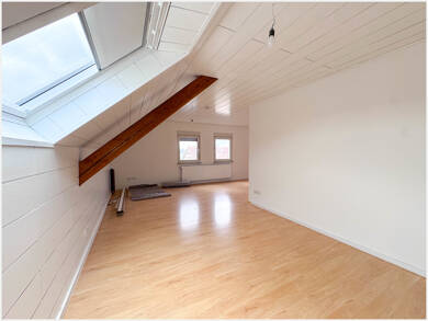 Wohnung zur Miete 920 € 3 Zimmer 102 m² Dachgeschoss frei ab sofort Inheiden Hungen / Inheiden 35410