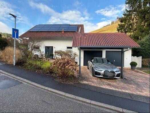 Einfamilienhaus zur Miete 1.450 € 4 Zimmer 130 m² 700 m² Grundstück Gengenbach 77723