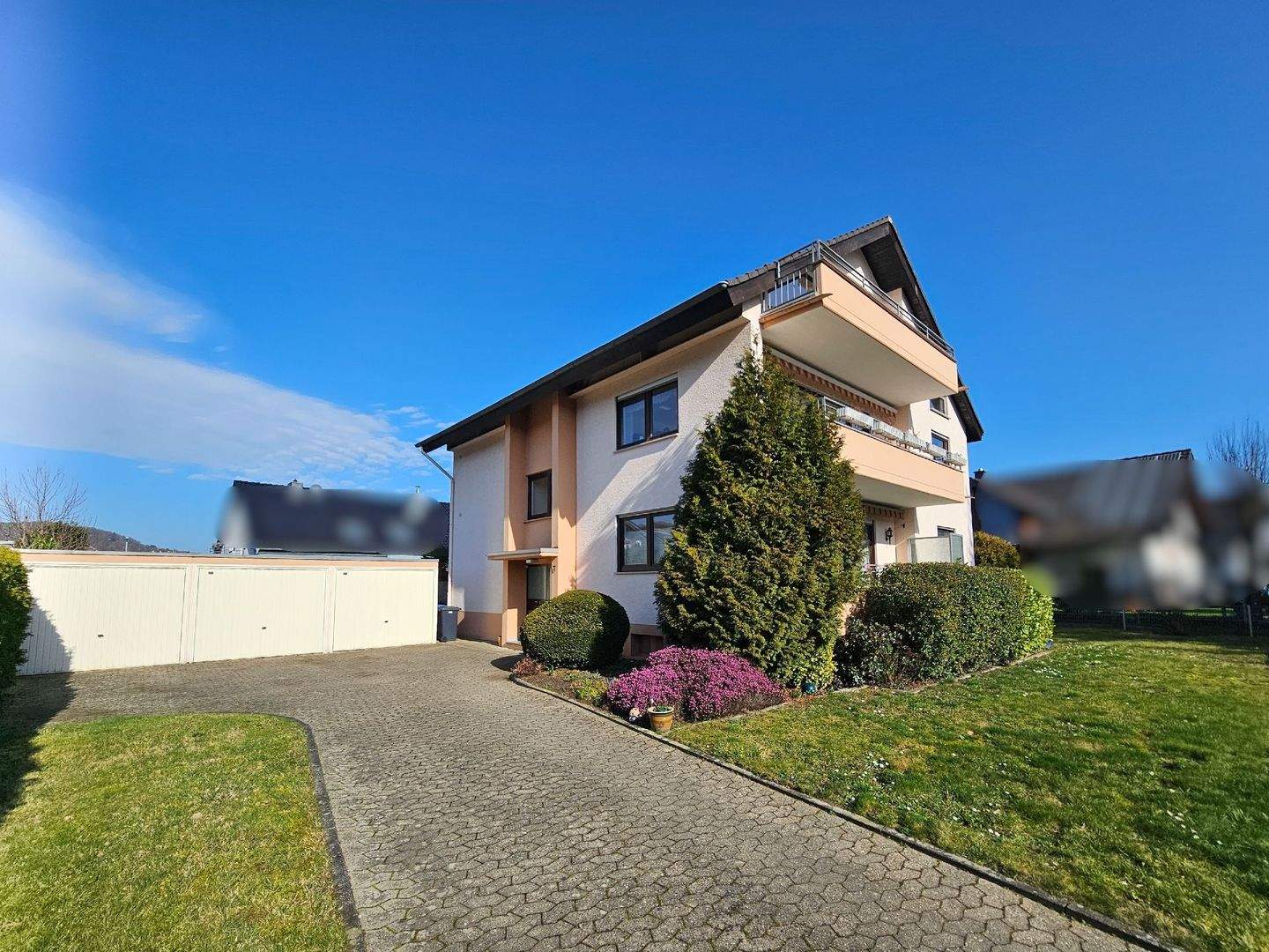 Immobilie in Unkel - Traumhafte Dachgeschosswohnung mit Balkon in bevorzugter Wohnlage von Unkel! Ca. 25 Min. bis Bonn - Bild 0