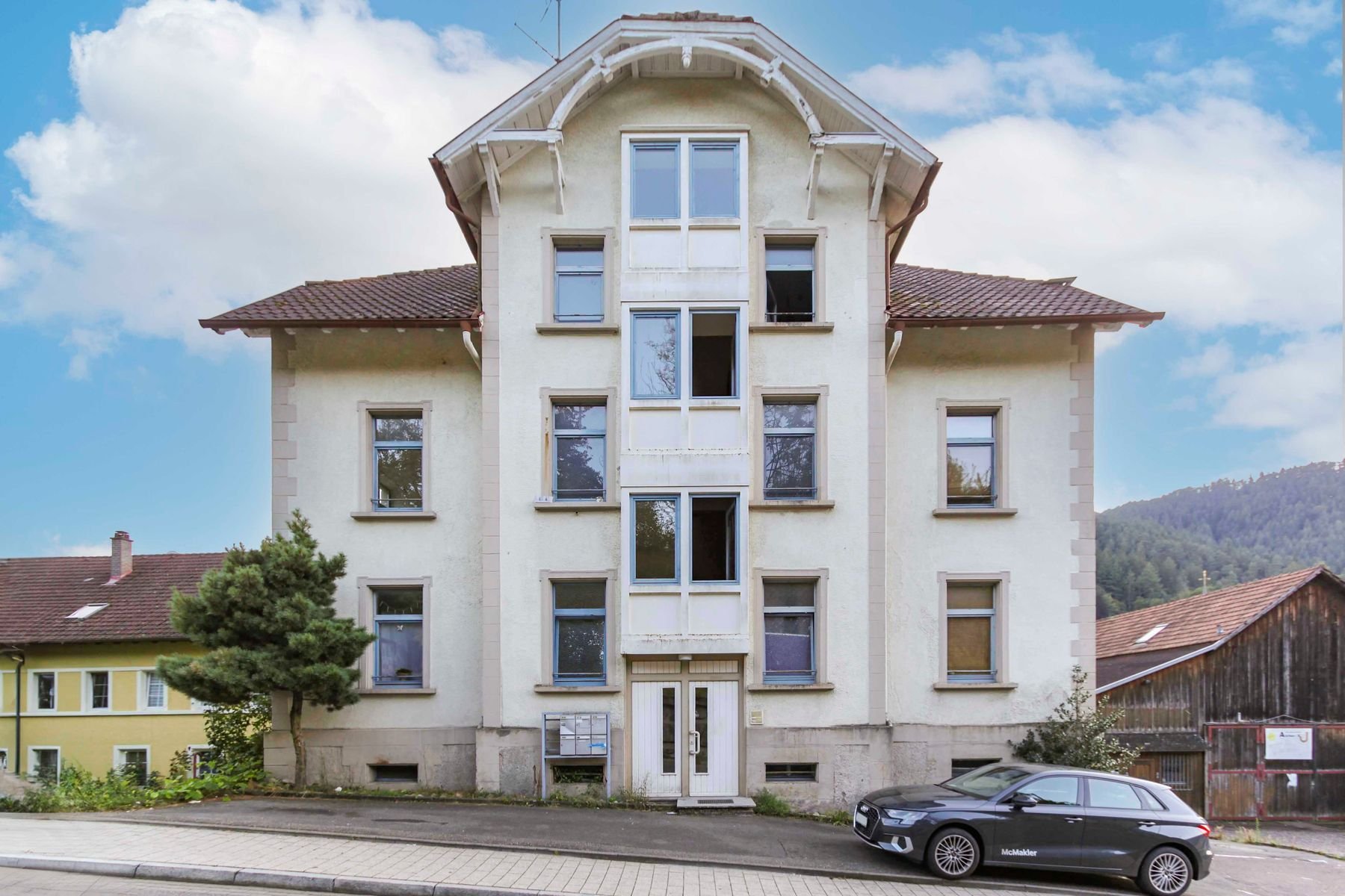 Mehrfamilienhaus zum Kauf als Kapitalanlage geeignet 449.000 € 18 Zimmer 396,3 m²<br/>Wohnfläche 416,1 m²<br/>Grundstück Stadtgebiet Hornberg 78132