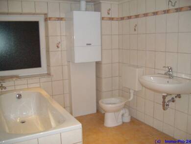Wohnung zur Miete 710 € 4 Zimmer 74 m² 1. Geschoss frei ab 01.10.2025 Korbach 34497