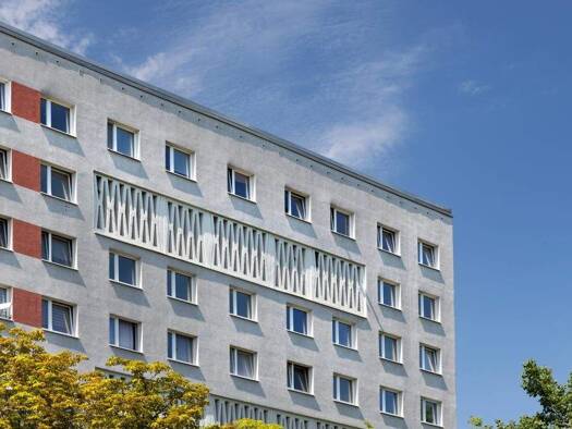 Wohnung zur Miete 299 € 4 Zimmer 69,6 m² 6. Geschoss Hettstedter Straße 60 Westliche Neustadt West 06124