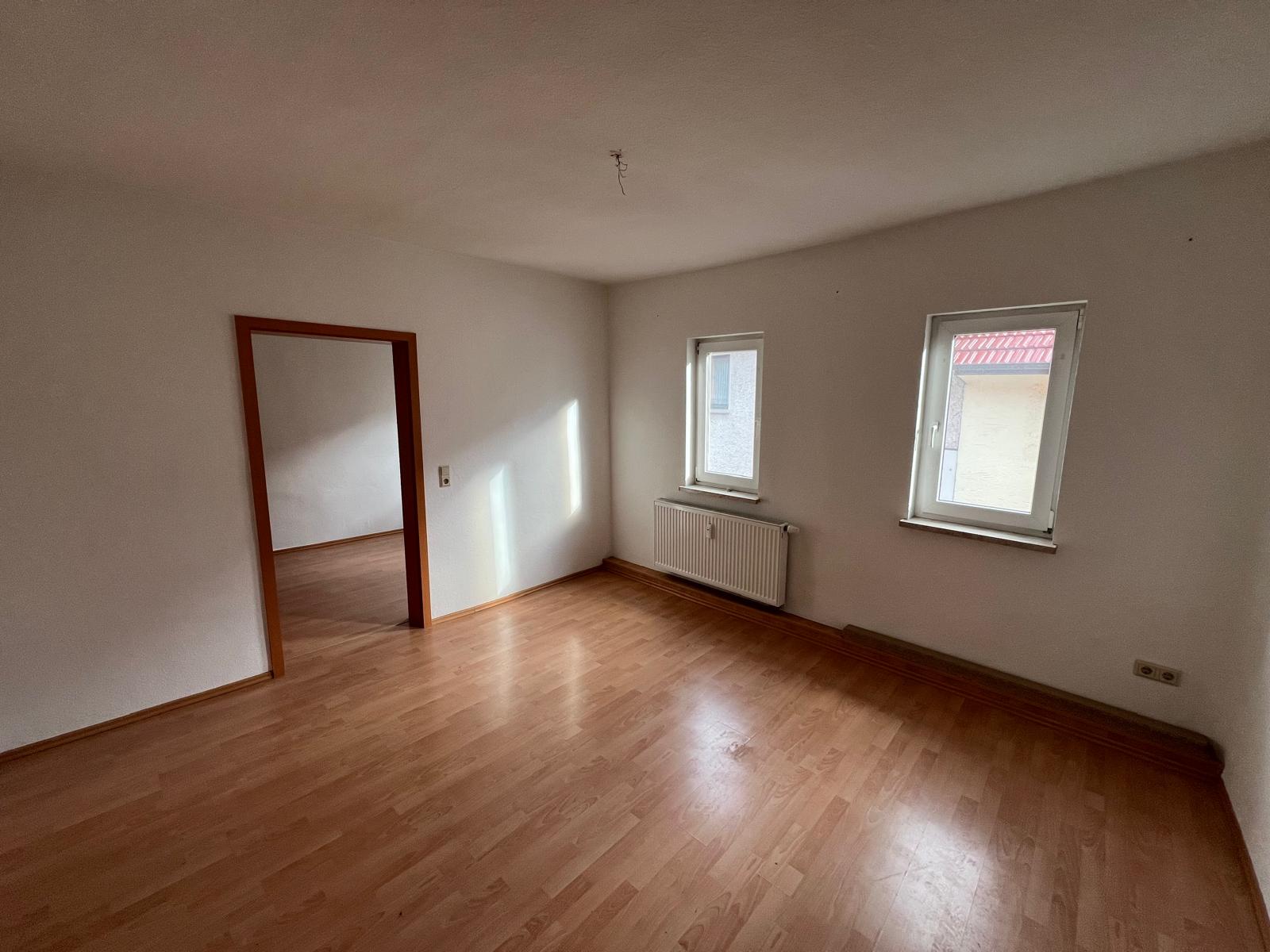 Wohnung zur Miete 440 € 3 Zimmer 62 m²<br/>Wohnfläche 01.02.2025<br/>Verfügbarkeit Themar Themar 98660