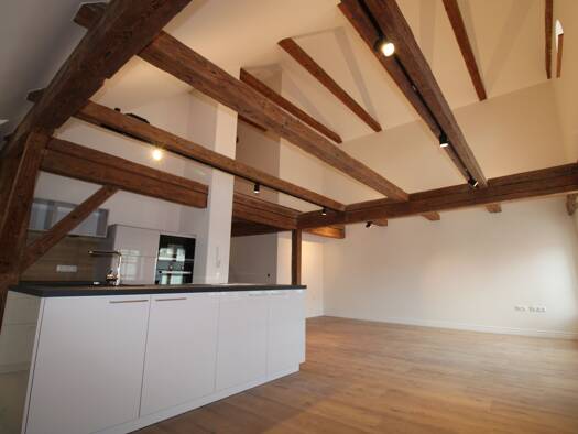 Wohnung zur Miete 1.100 € 3 Zimmer 105,4 m² 2. Geschoss frei ab sofort Peter u. Paul Landshut 84030
