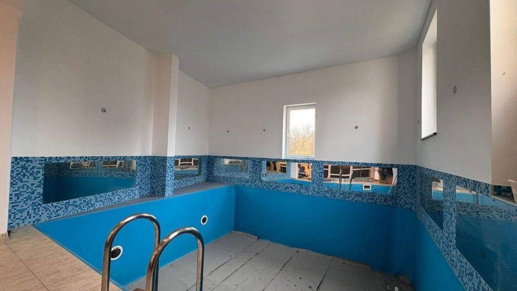 Hotel zum Kauf 749.000 € 11 Zimmer 1.052 m² Grundstück Himmelpfort 16798