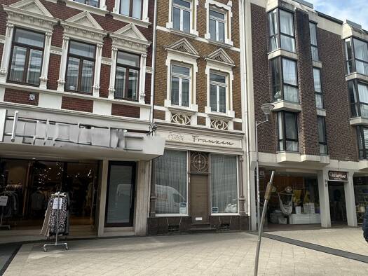 Stadthaus zum Kauf 298.000 € 6 Zimmer 159 m² 159 m² Grundstück Geilenkirchen 52511