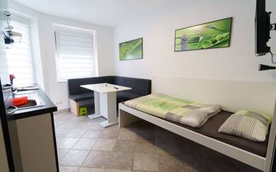 WG-Zimmer zur Miete Wohnen auf Zeit 610 € 15 m² frei ab 01.04.2026 Anne-Frank-Str. 0 Bonlanden Filderstadt - Bonlanden 70794