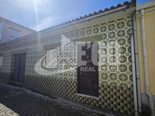 Haus zum Kauf 237.500 € 150 m² Espinho 4500