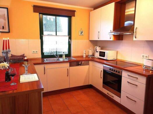 Haus zum Kauf als Kapitalanlage geeignet 479.000 € 3 Zimmer 100 m² 468 m² Grundstück Glowe 18551