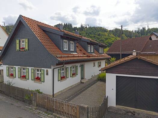 Einfamilienhaus zum Kauf 5 Zimmer 160 m² 830 m² Grundstück Steinwiesen Steinwiesen 96349