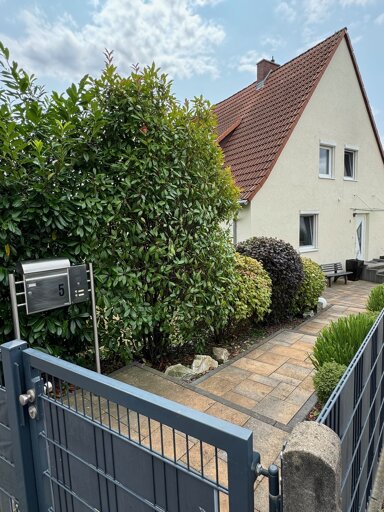 Doppelhaushälfte zum Kauf 580.000 € 4 Zimmer 104 m² 364 m² Grundstück Burgholzhausen Friedrichsdorf 61381