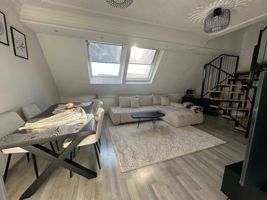 Maisonette zur Miete 1.100 € 3 Zimmer 85 m² Geschoss 2/3 frei ab 01.05.2026 Weilheim Weilheim an der Teck 73235