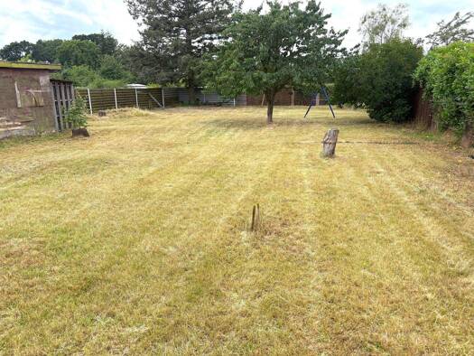 Haus zum Kauf 170.000 € 9 Zimmer 260 m² 1.262 m² Grundstück Ueckermünde 17373