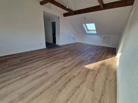 Wohnung zur Miete 1.000 € 3 Zimmer 83 m² 2. Geschoss Oferdingen Reutlingen 72768