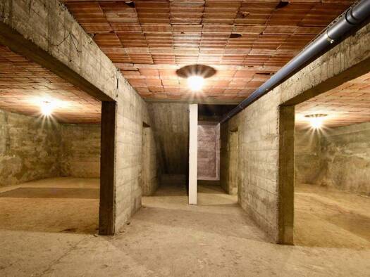 Ladenfläche zur Miete 2.900 € 280 m² Verkaufsfläche Bozen 39100