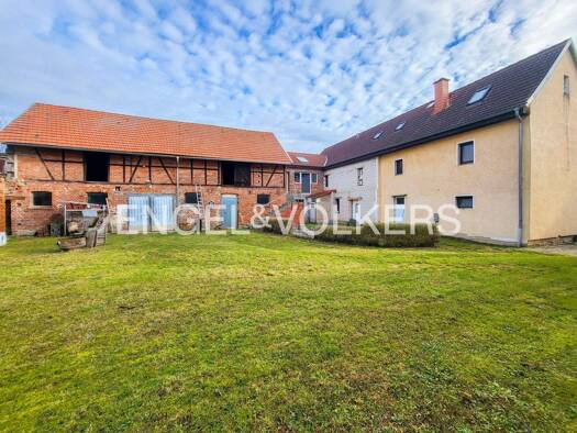 Mehrfamilienhaus zum Kauf 290.000 € 9 Zimmer 326 m² 1.357 m² Grundstück Neumark 99439