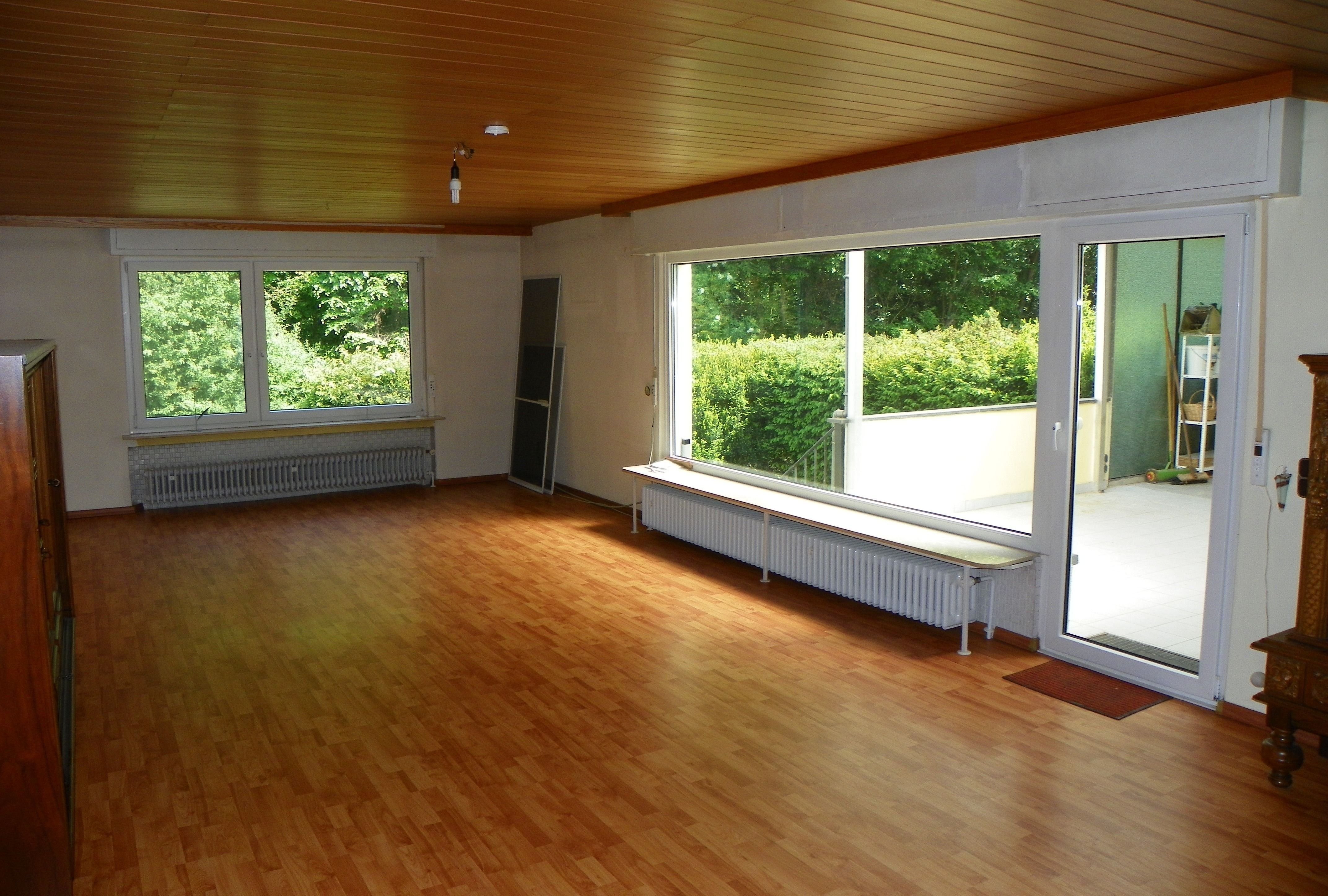 Bungalow zum Kauf 529.000 € 5 Zimmer 138 m²<br/>Wohnfläche 332 m²<br/>Grundstück ab sofort<br/>Verfügbarkeit Erlenweg 27 Dörnigheim Maintal 63477