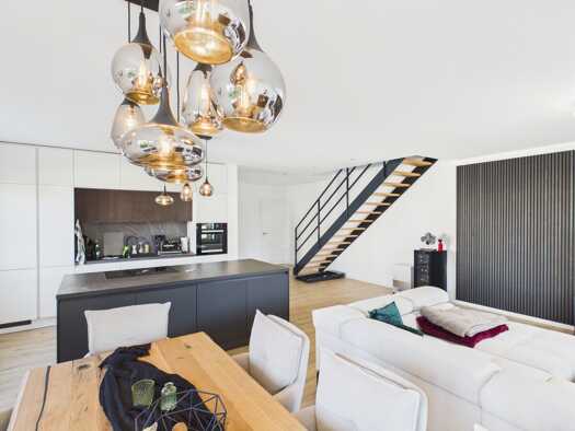 Doppelhaushälfte zum Kauf 565.000 € 4,5 Zimmer 150 m² 328 m² Grundstück Deißlingen Deißlingen 78652