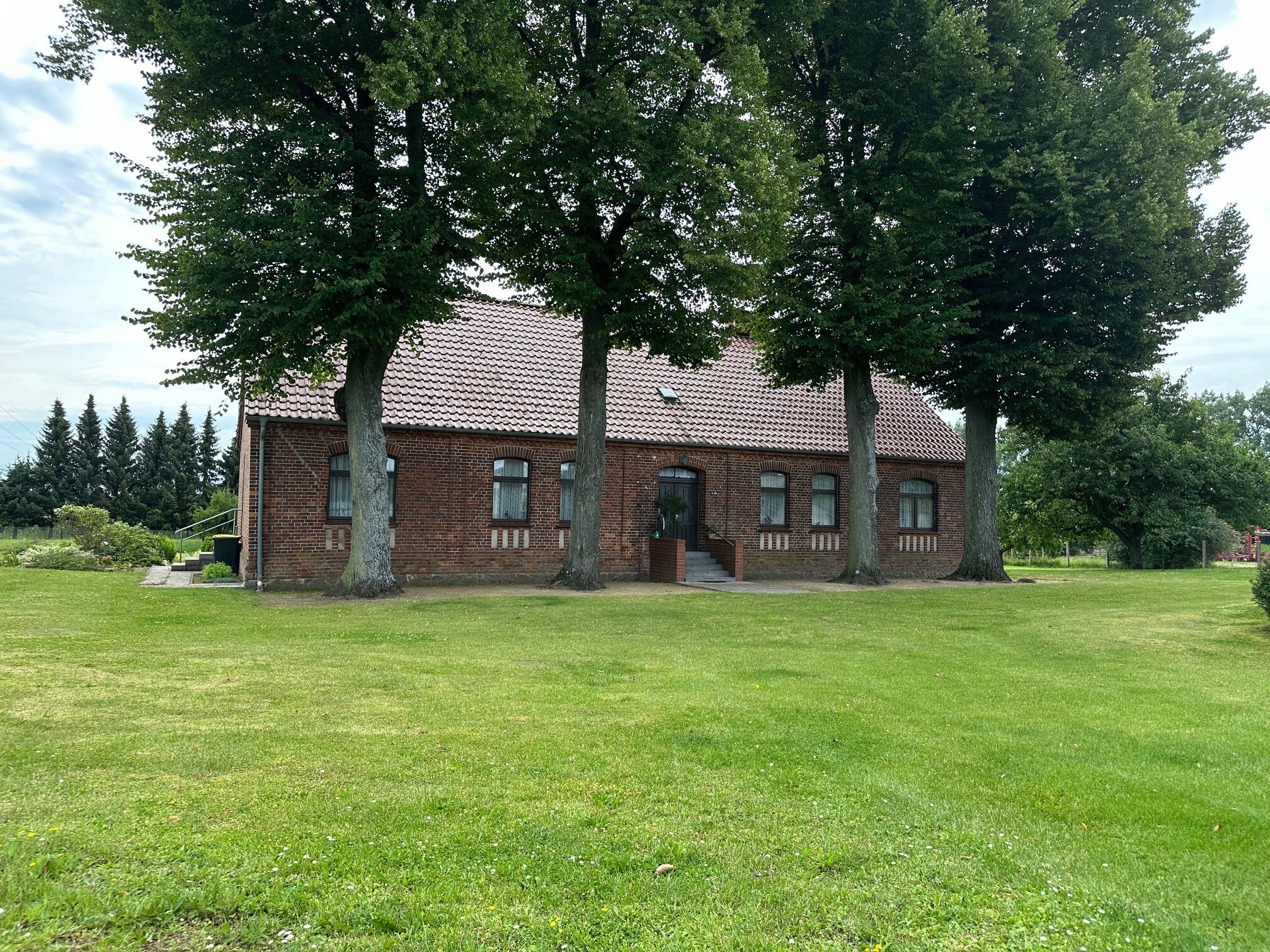 Bauernhaus zum Kauf 200.000 € 6 Zimmer 188 m²<br/>Wohnfläche 6.700 m²<br/>Grundstück Gallin Gallin 19386