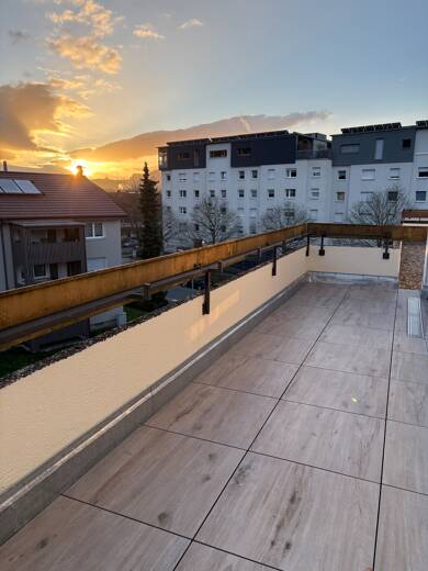 Wohnung zur Miete 1.220 € 3 Zimmer 115 m² Geschoss 3/3 Lörrach 79539