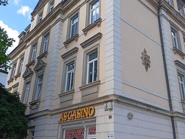 Gewerbeobjekt zum Kauf als Kapitalanlage geeignet 1.585.000 € 31 Zimmer 751,6 m² 780 m² Grundstück Löbtau-Süd Dresden 01159