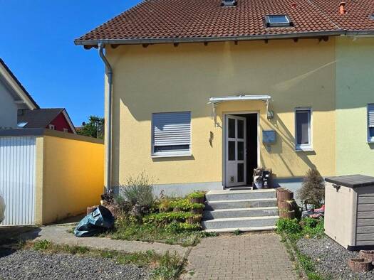 Doppelhaushälfte zum Kauf 394.000 € 4 Zimmer 112 m² 269 m² Grundstück Feldrennach Straubenhardt 75334