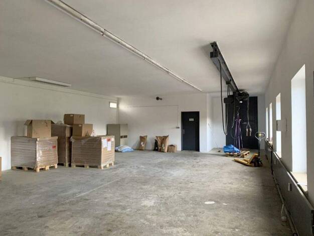 Lagerhalle zur Miete 4,50 € 188 m² Lagerfläche Innenstadt Hof 95028