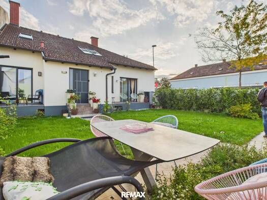 Einfamilienhaus zum Kauf als Kapitalanlage geeignet 598.000 € 7 Zimmer 220 m² 341 m² Grundstück Deutsch-Wagram 2232