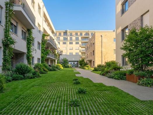 Wohnung zur Miete 1.404 € 4 Zimmer 104,2 m² 1. Geschoss Friedensstraße Leipziger Vorstadt Ortsamtsbereich Neustadt 01097