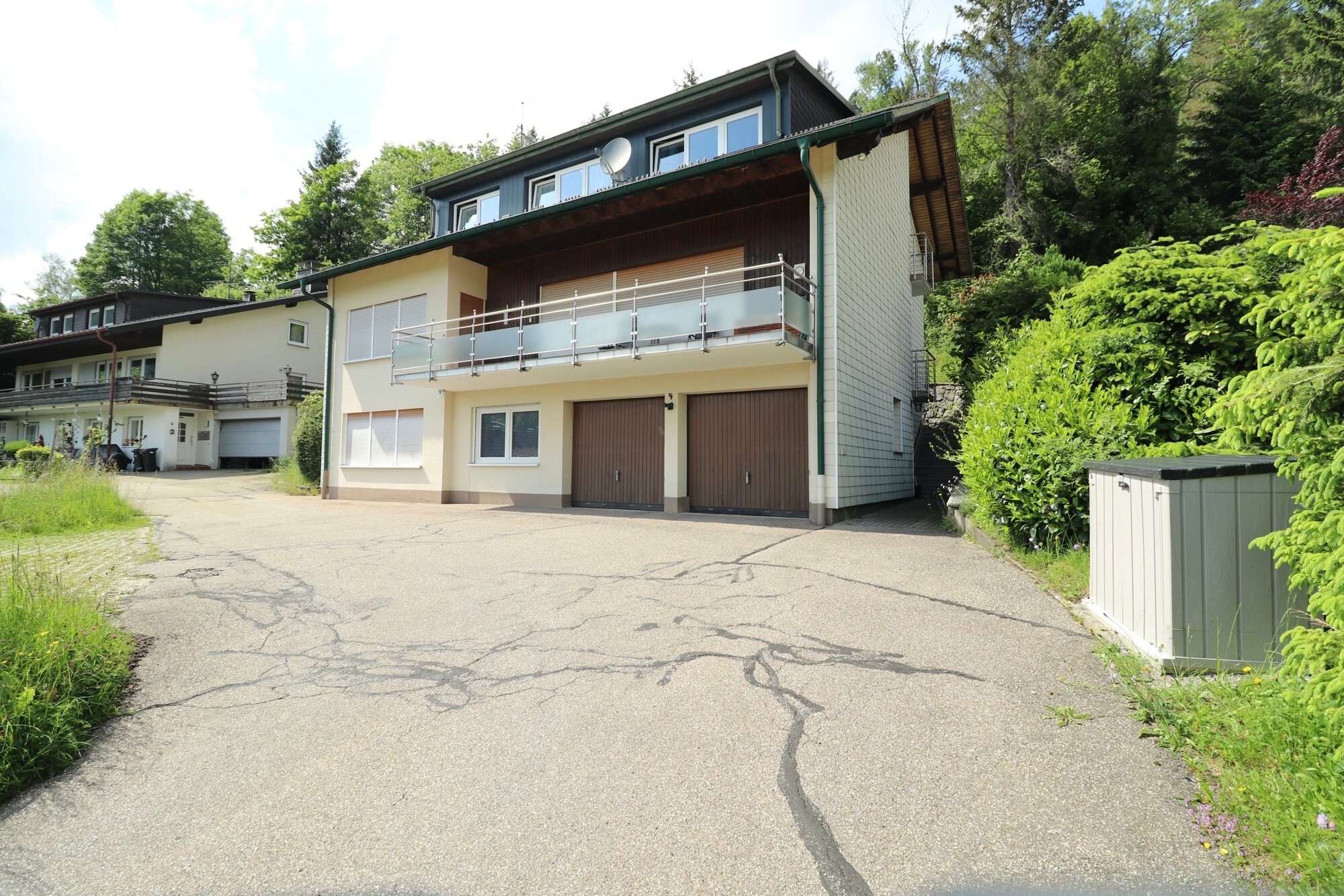 Mehrfamilienhaus zum Kauf 499.000 € 9 Zimmer 270 m²<br/>Wohnfläche 1.172 m²<br/>Grundstück Rudolf-Jordan-Weg 4 Vordertodtmoos Todtmoos 79682