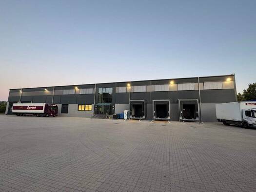 Logistikzentrum zur Miete 2.300 m² Lagerfläche teilbar ab 100 m² Leinestraße Wittorf Neumünster 24539