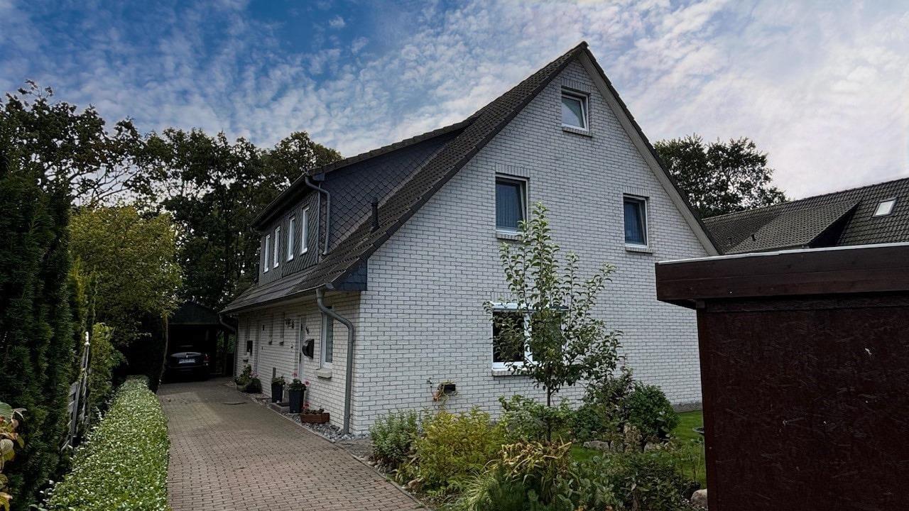 Doppelhaushälfte zum Kauf 269.000 € 4 Zimmer 101 m²<br/>Wohnfläche 337 m²<br/>Grundstück 04.01.2025<br/>Verfügbarkeit Wolgast Wolgast 17438