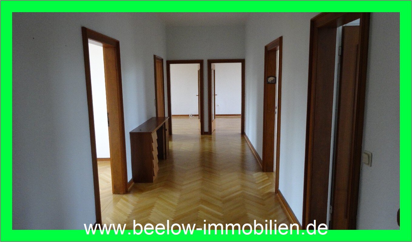 Wohnung zur Miete 375 € 4 Zimmer 129 m²<br/>Wohnfläche 3.<br/>Geschoss 01.02.2025<br/>Verfügbarkeit Hohenlimburg-Zentrum / Wesselbach Hagen 58119