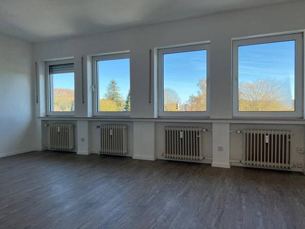Wohnung zur Miete 548 € 2 Zimmer 68,6 m² 1. Geschoss Zum Rotenberg 2 Bentrup-Loßbruch Detmold 32758