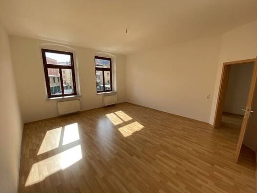 Wohnung zur Miete 370 € 2 Zimmer 61 m² 1. Geschoss frei ab 01.01.2026 Altenburg 04600