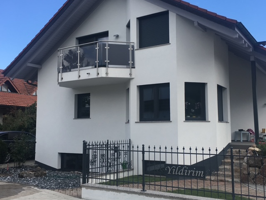 Einfamilienhaus zur Miete 2.800 € 7 Zimmer 220 m² 950 m² Grundstück frei ab 01.07.2026 Greutwiesenstraße Oberlauchringen Lauchringen 79787