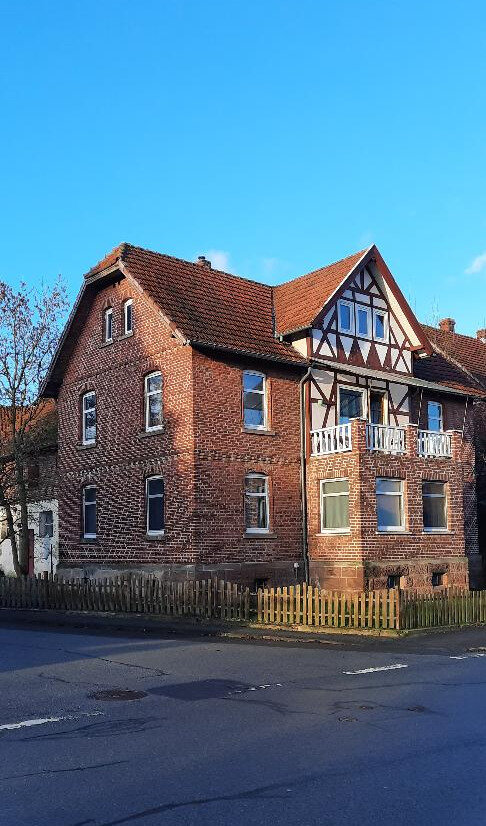 Mehrfamilienhaus zum Kauf 126.000 € 180 m²<br/>Wohnfläche 1.190 m²<br/>Grundstück Mengeringhausen Bad Arolsen 34454