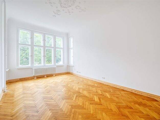 Wohnung zum Kauf 595.000 € 2 Zimmer 81,9 m² 2. Geschoss frei ab sofort Suarezstr. 50 Charlottenburg Berlin 14057