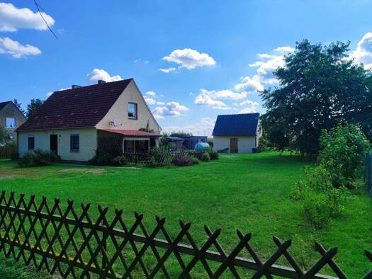 Einfamilienhaus zum Kauf 75.000 € 4 Zimmer 90 m² 3.249 m² Grundstück Kartlow Kruckow 17129