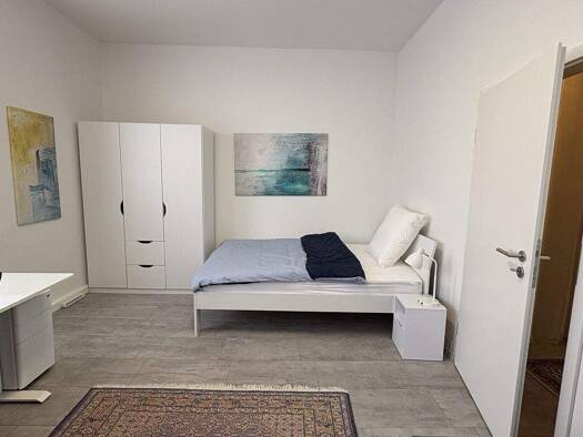 Wohnung zur Miete Wohnen auf Zeit 450 € 1 Zimmer 19 m² frei ab 01.03.2026 Straubing 94315