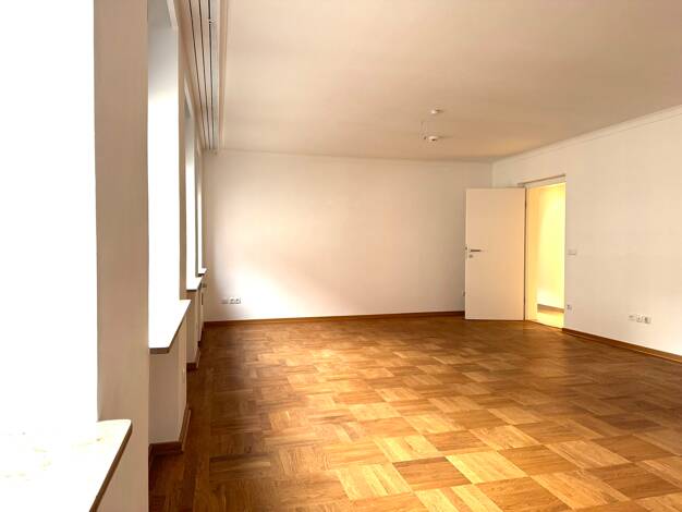Wohnung zur Miete 1.150 € 3 Zimmer 100 m² 2. Geschoss frei ab sofort Sebald Nürnberg 90403