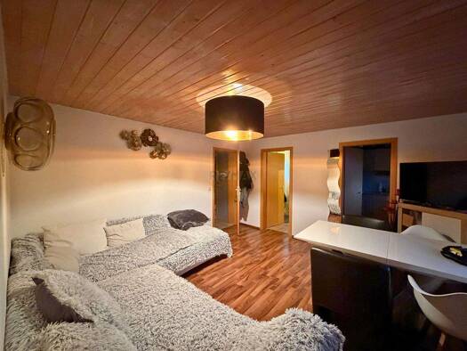 Wohnung zum Kauf 149.000 € 2 Zimmer 52 m² 2. Geschoss Uhingen 73066