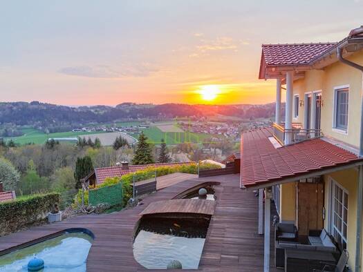 Villa zum Kauf 7 Zimmer 289 m² 2.239 m² Grundstück Mietraching Deggendorf 94469