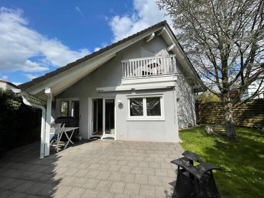 Einfamilienhaus zur Miete 1.440 € 5,5 Zimmer 137 m² 500 m² Grundstück frei ab 01.04.2027 Wandersleben Drei Gleichen 99869