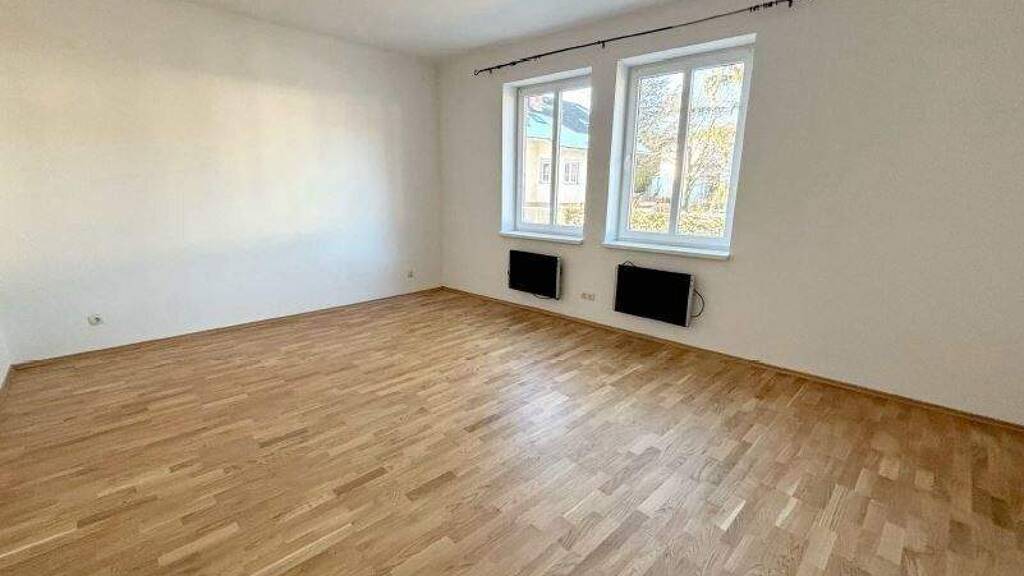 Büro zur Miete 7,50 € 3 Zimmer Gloggnitz 2640