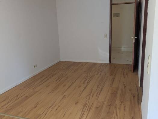 Wohnung zur Miete 900 € 2,5 Zimmer 78 m² Geschoss 1/3 frei ab sofort Lindenstraße 68 Sulpach Ebersbach an der Fils 73061