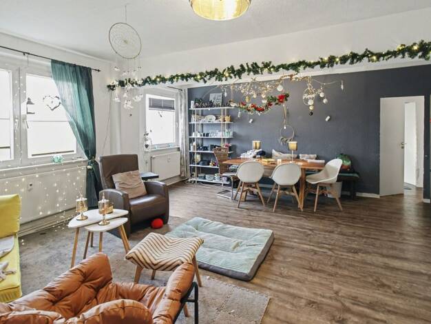 Wohnung zum Kauf 85.000 € 5 Zimmer 120,2 m² 2. Geschoss Kletzin Kletzin 17111