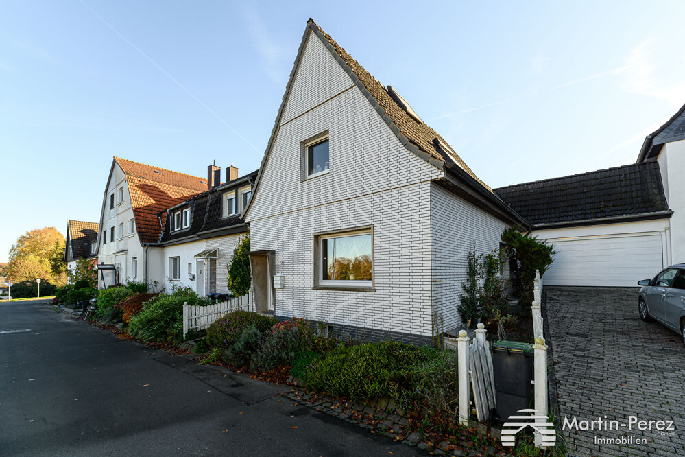 Einfamilienhaus zum Kauf 245.000 € 3 Zimmer 110 m²<br/>Wohnfläche 240 m²<br/>Grundstück Emst-West Hagen 58093