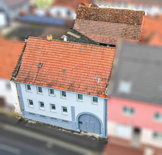 Einfamilienhaus zum Kauf 199.500 € 7 Zimmer 153 m² 347 m² Grundstück Böttigheim Neubrunn 97277