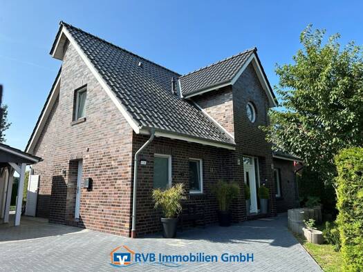 Einfamilienhaus zum Kauf 395.000 € 5 Zimmer 156,5 m² 1.015 m² Grundstück Wiesmoor Wiesmoor 26639